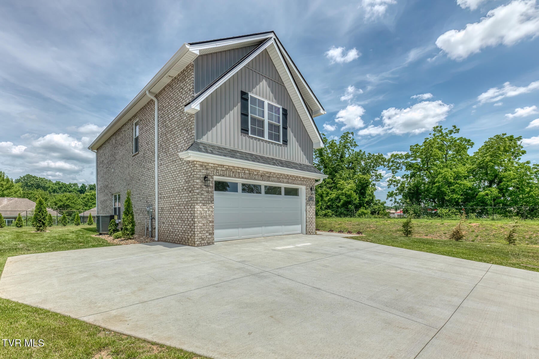 209 University Parkway 110