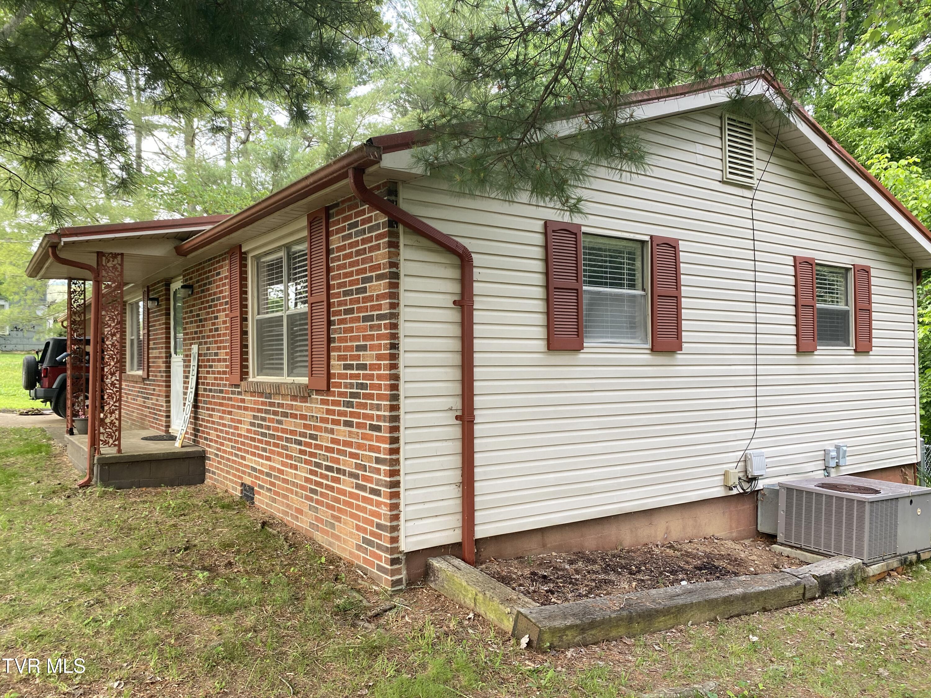 120 Sapphire Drive, Elizabethton, Tennessee image 27