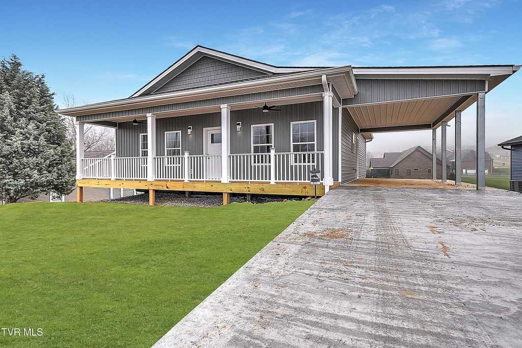 Photo of 1797 Rock Springs Road, Kingsport, TN 37664 (MLS # 9988581)