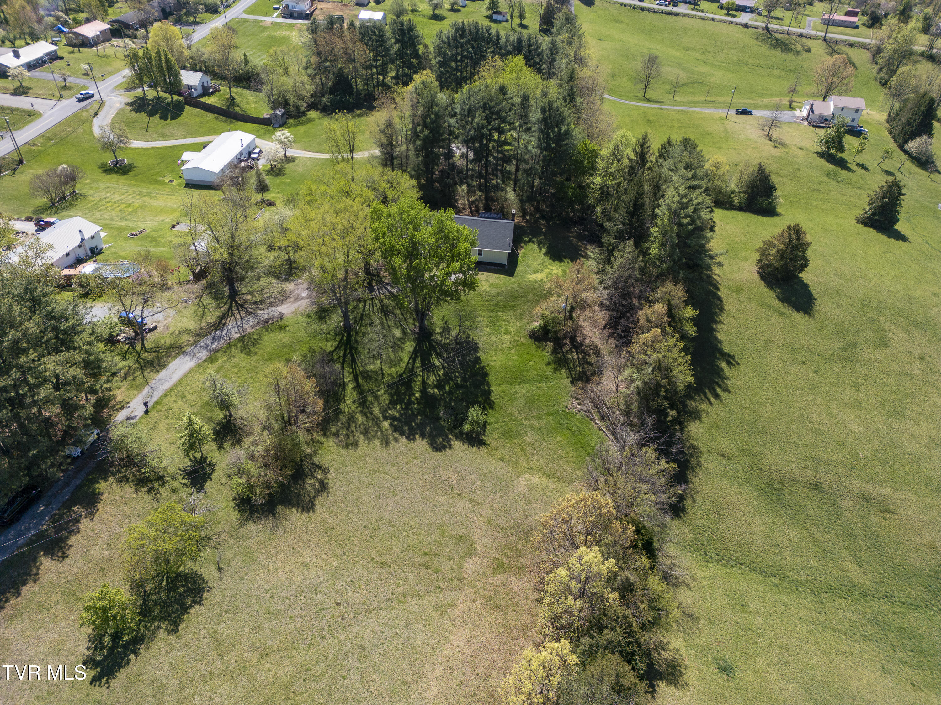 677 Summit Drive, Jonesborough, Tennessee image 36
