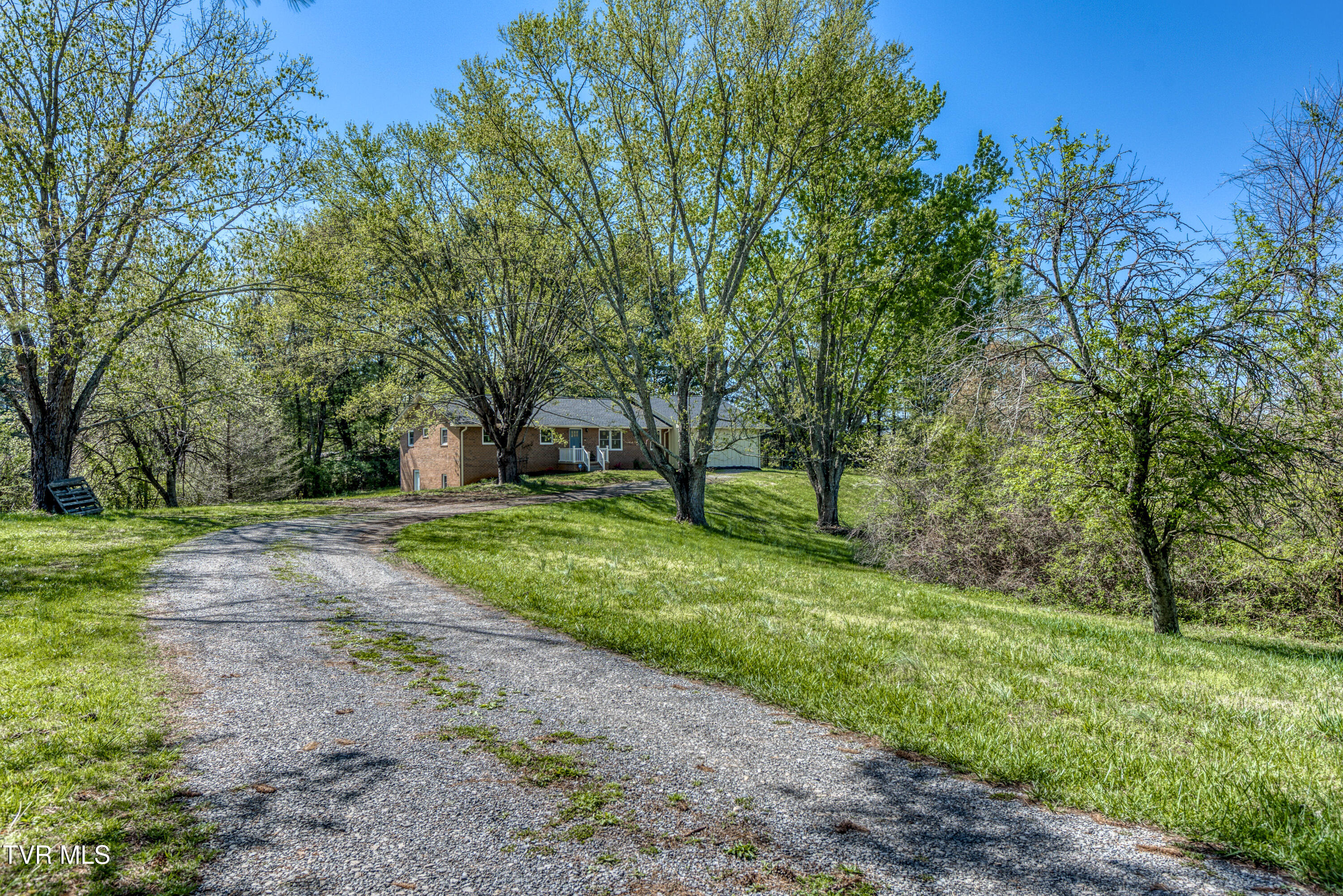 677 Summit Drive, Jonesborough, Tennessee image 5