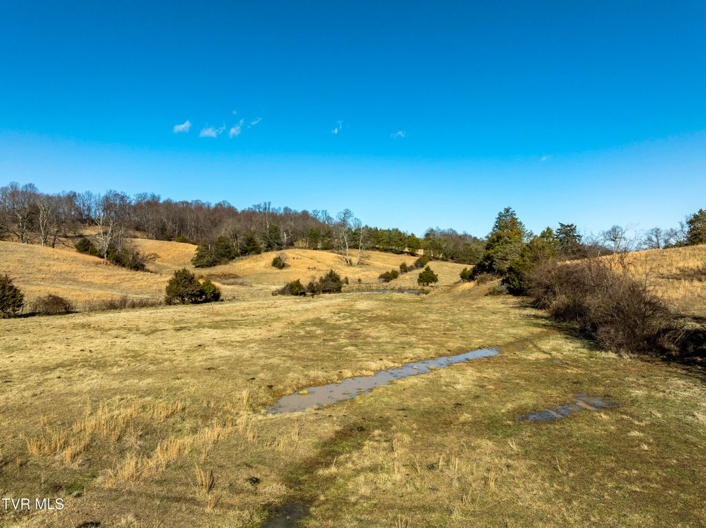 Photo of 1 Rocky Hollow Road, Jonesborough, TN 37659 (MLS # 9989452)
