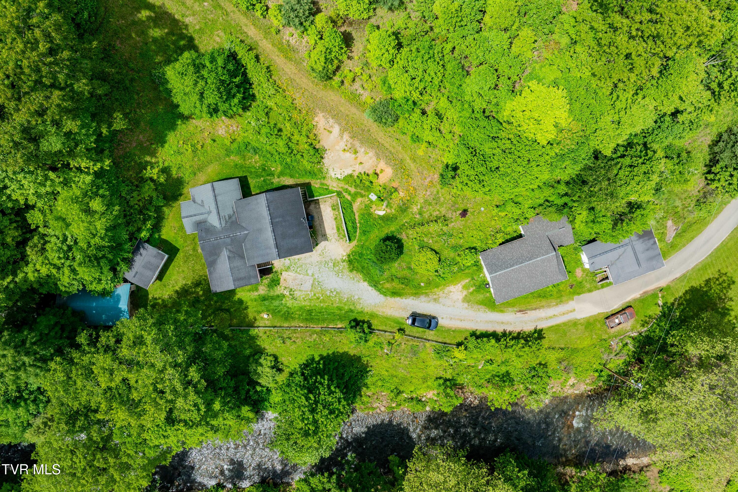 402 Crabtree Road, Roan Mountain, Tennessee image 44