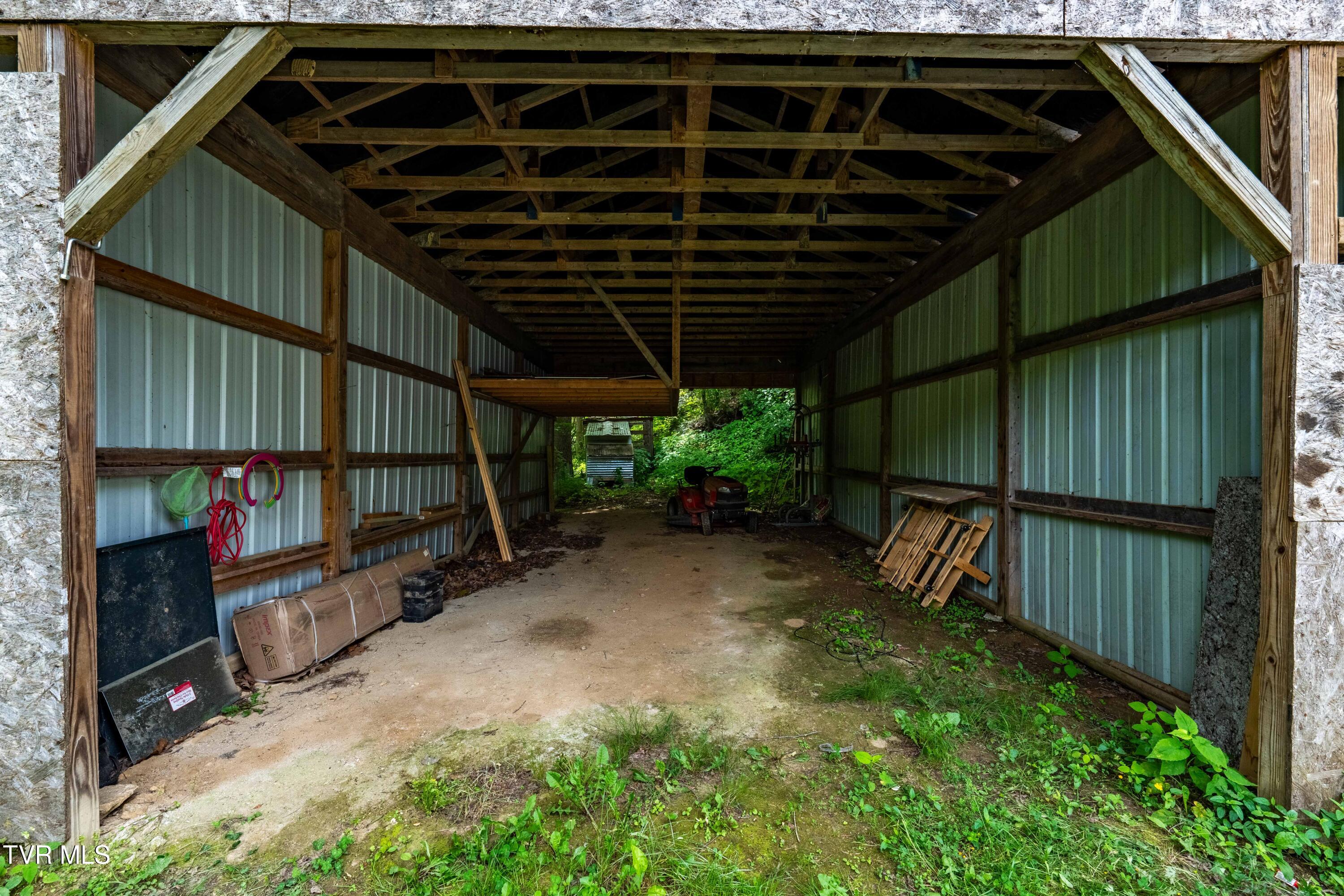 402 Crabtree Road, Roan Mountain, Tennessee image 45