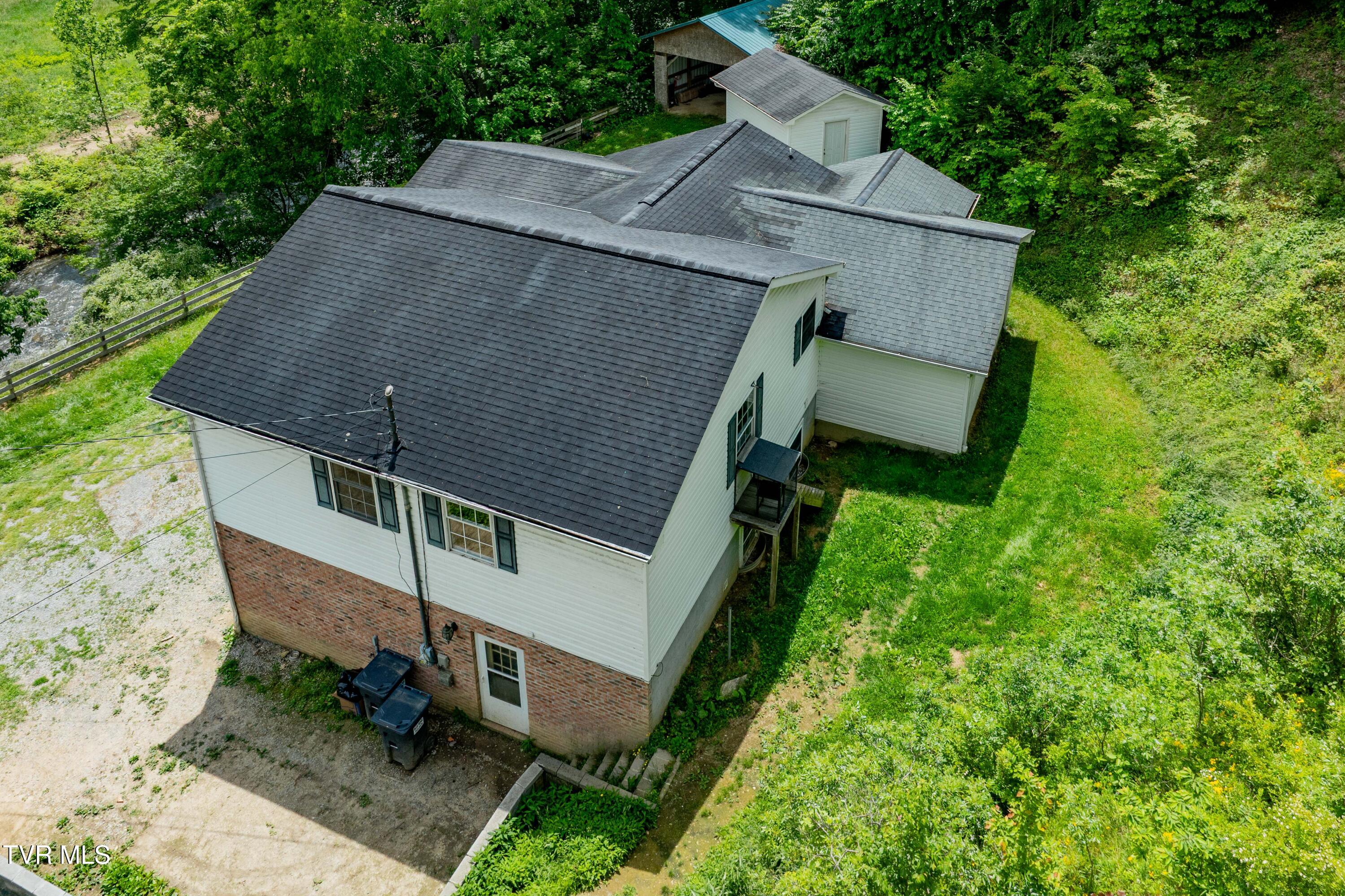 402 Crabtree Road, Roan Mountain, Tennessee image 31