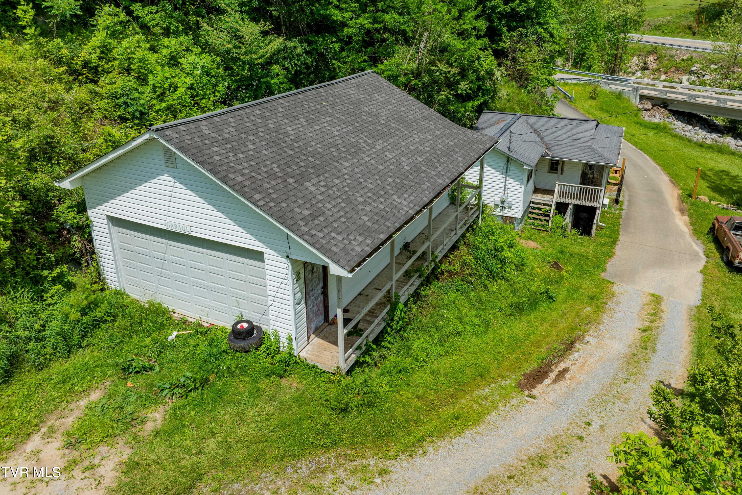 402 Crabtree Road, Roan Mountain, Tennessee image 32