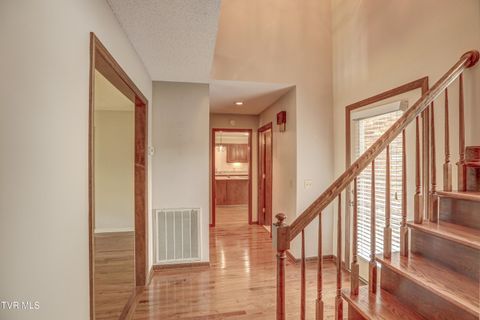 Tiny photo for 205 Donegal Way #205, Bristol, TN 37620 (MLS # 9976119)