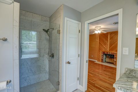 Tiny photo for 205 Donegal Way #205, Bristol, TN 37620 (MLS # 9976119)