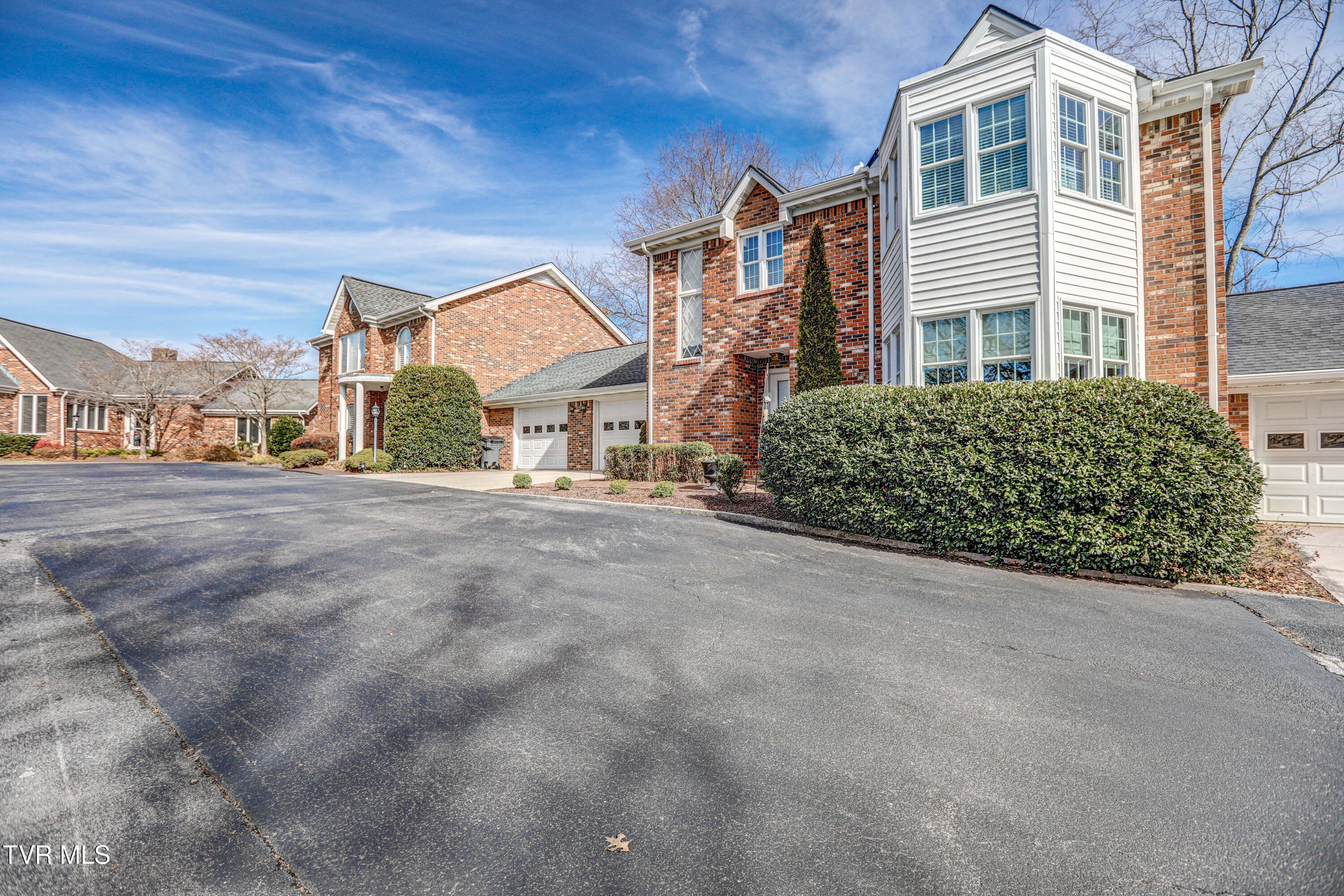 205 Donegal Way #205, Bristol, Tennessee image 3