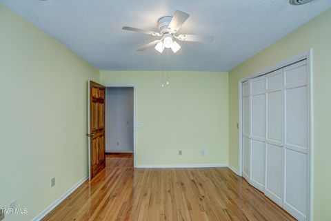 Tiny photo for 205 Donegal Way #205, Bristol, TN 37620 (MLS # 9976119)