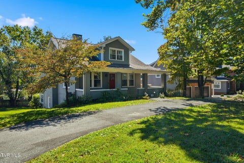 Photo of 1163 Holston Avenue, Bristol, TN 37620 (MLS # 10001627)