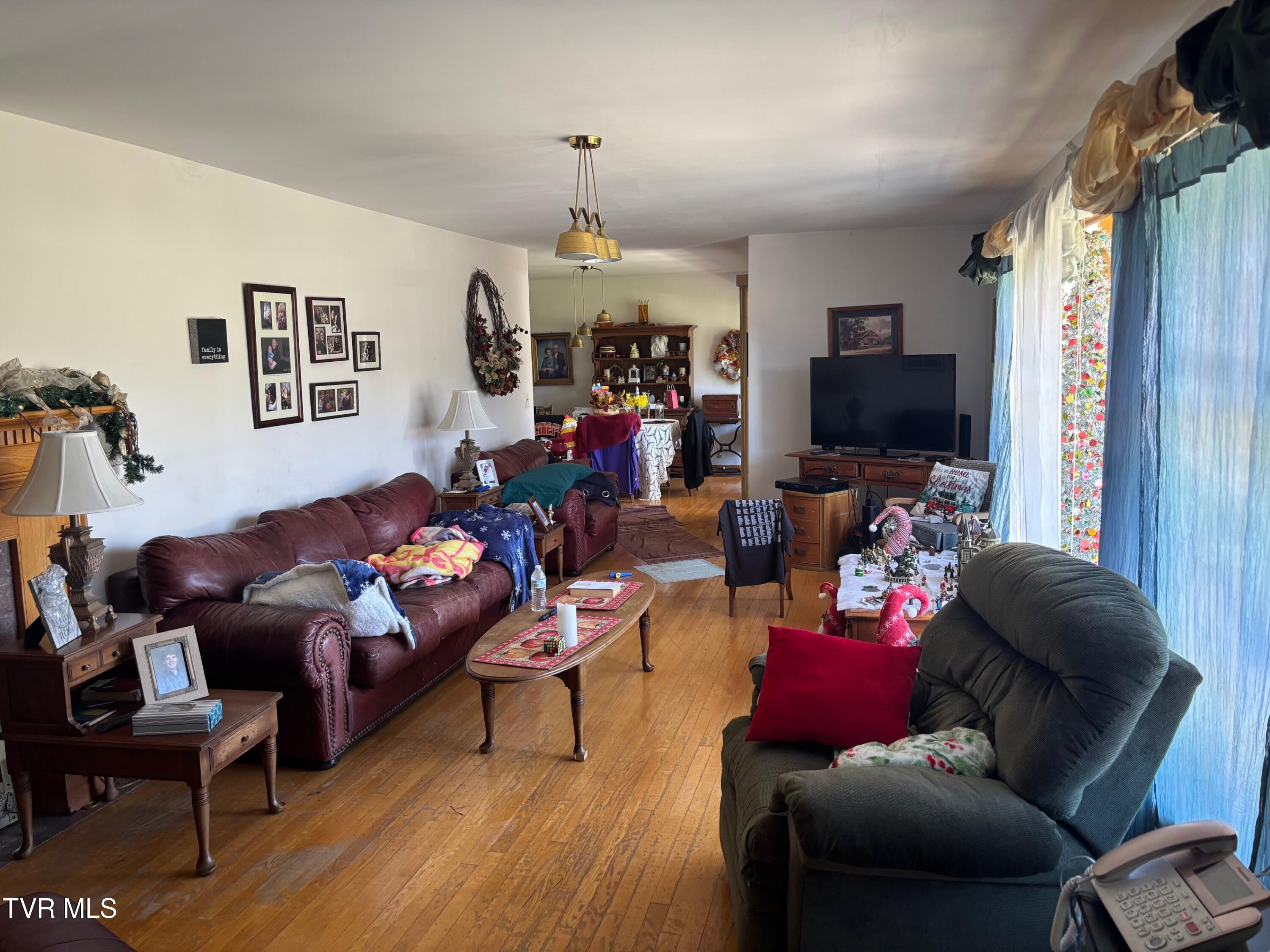 17505 Kingsport Highway, Fall Branch, Tennessee image 9