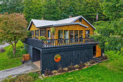 Photo of 1708 Highway 143 Road, Roan Mountain, TN 37687 (MLS # 9997985)