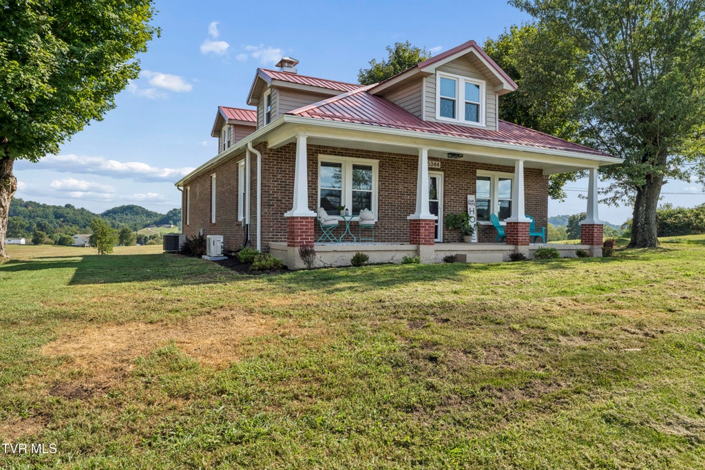 Photo of 5344 Carters Valley Road, Church Hill, TN 37642 (MLS # 10000457)