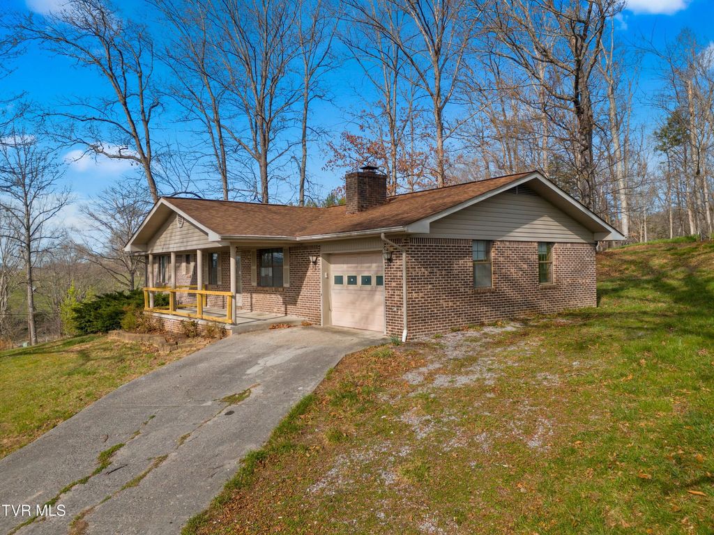 Photo of 145 Kelli Lane, Tazewell, TN 37879 (MLS # 9992933)