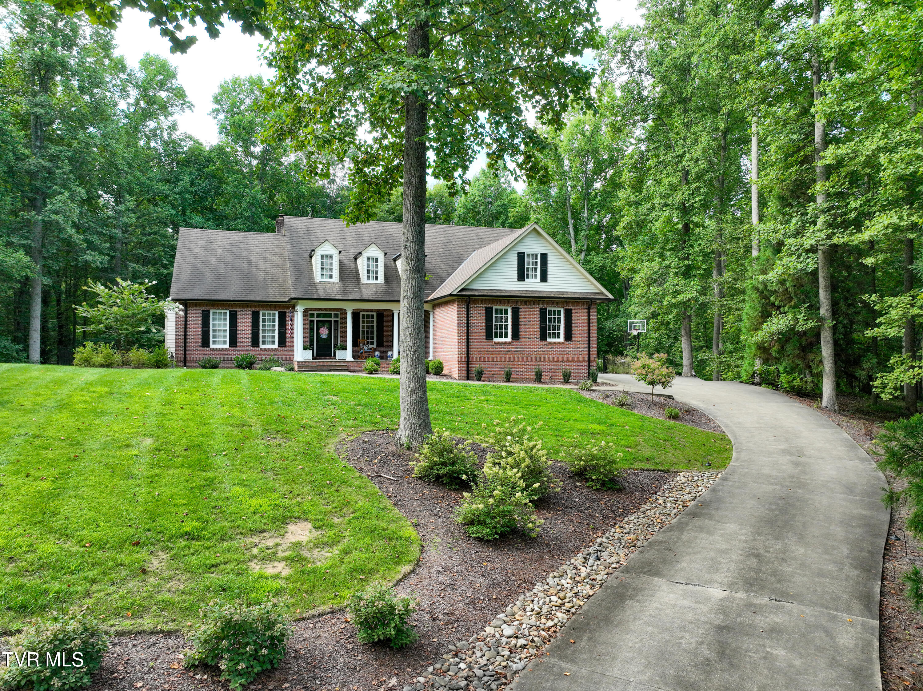15951 Summer Place, Bristol, Virginia image 9