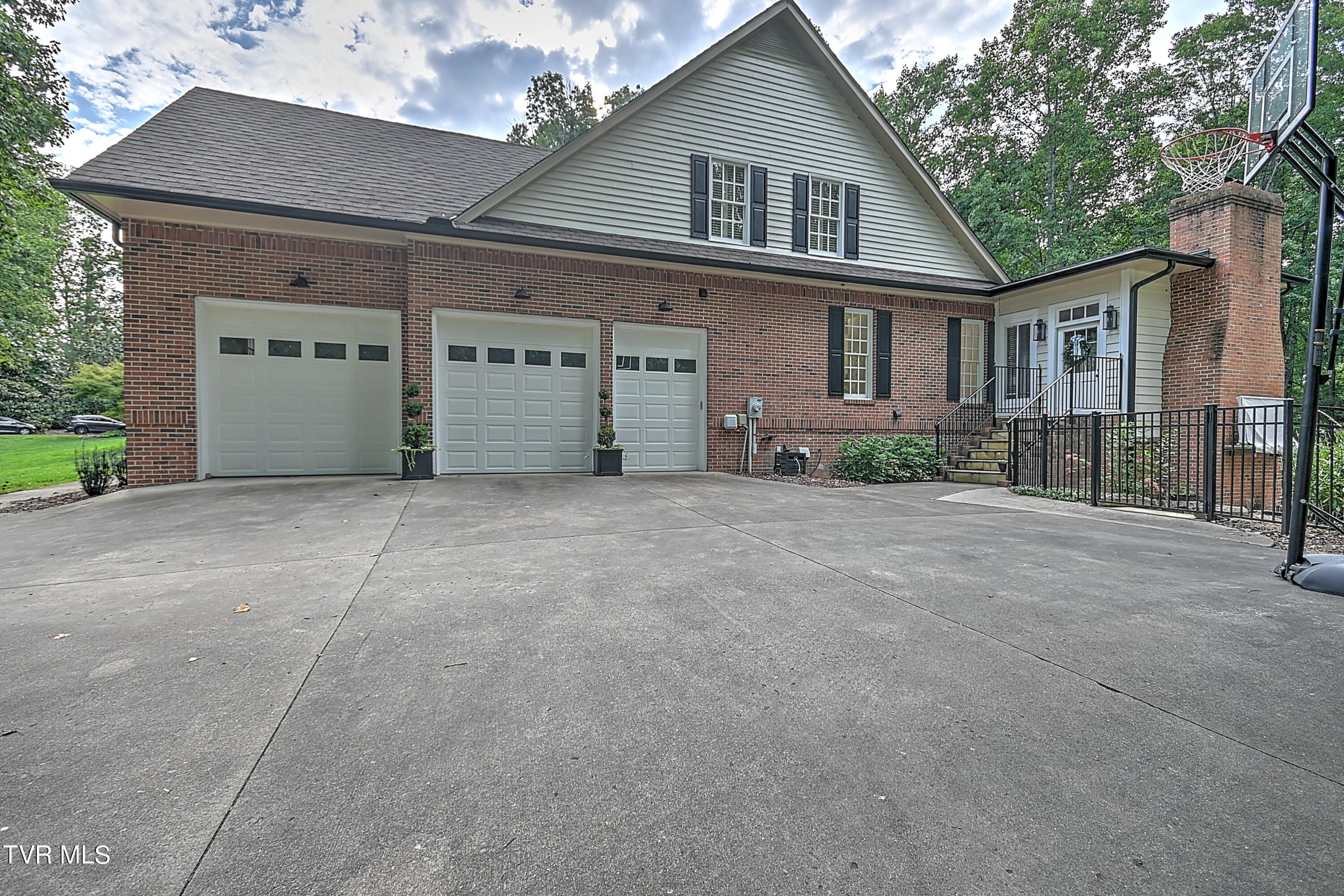 15951 Summer Place, Bristol, Virginia image 5