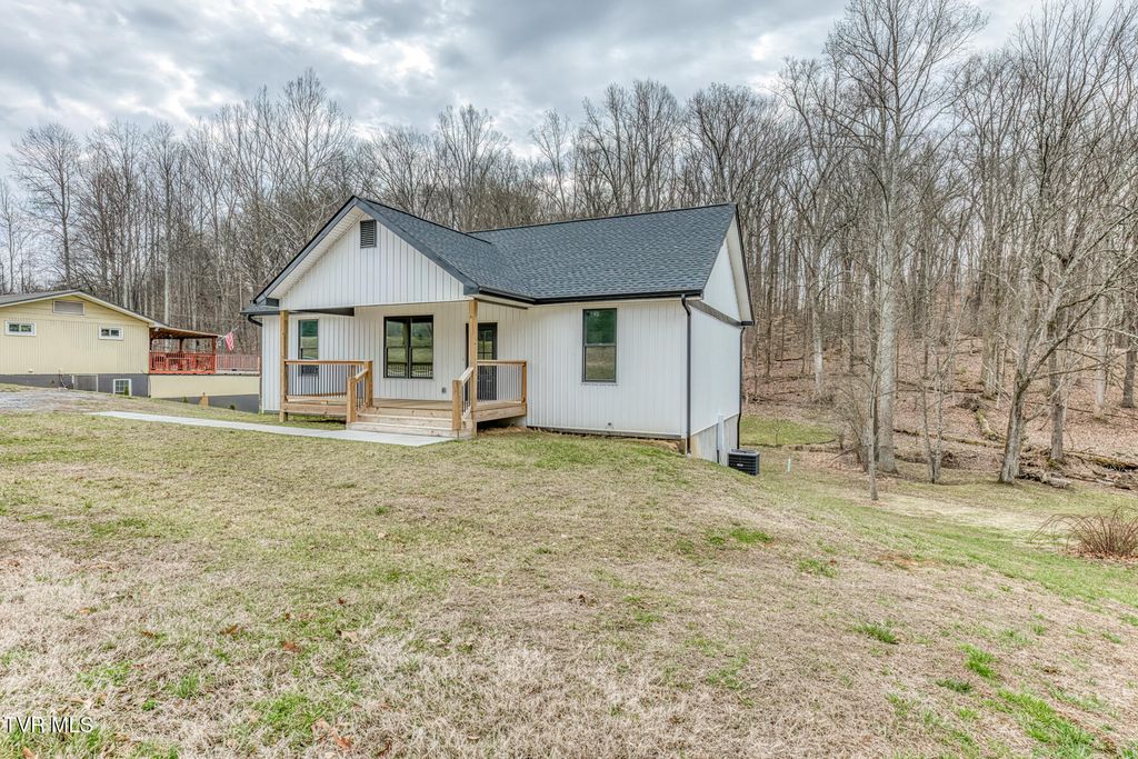 Photo of 1430 Cedar Street, Bristol, TN 37620 (MLS # 9991908)