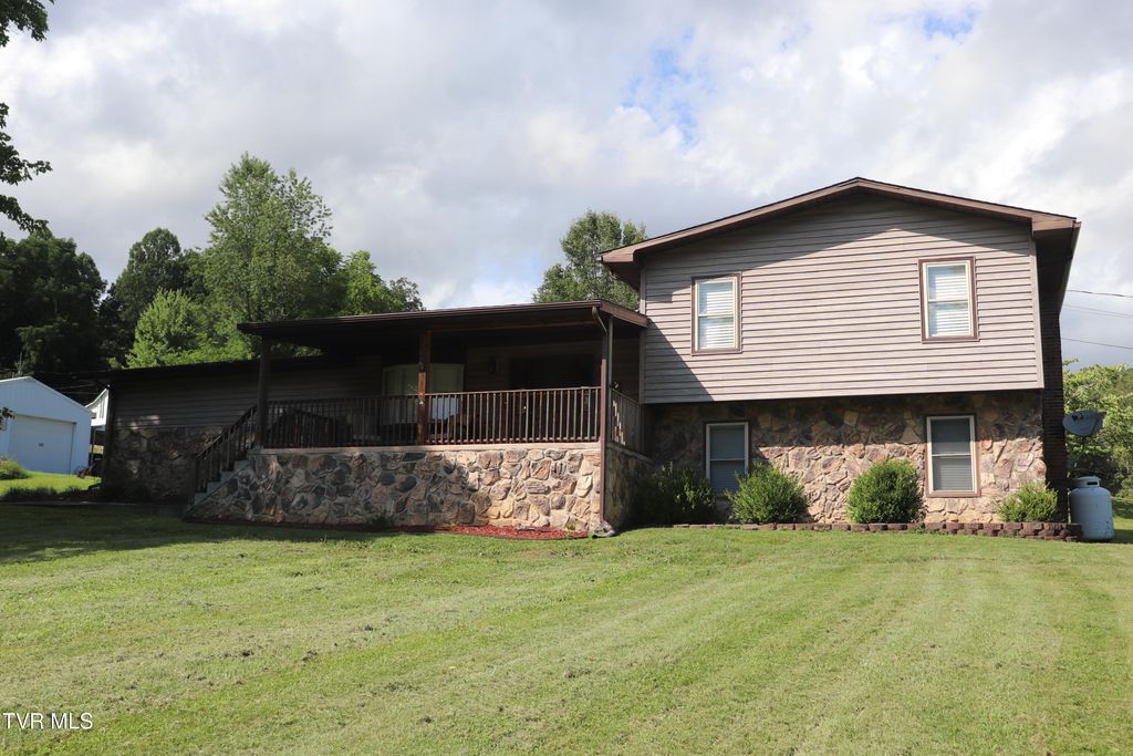 Photo of 610 Pine Street, Coeburn, VA 24230 (MLS # 9983396)