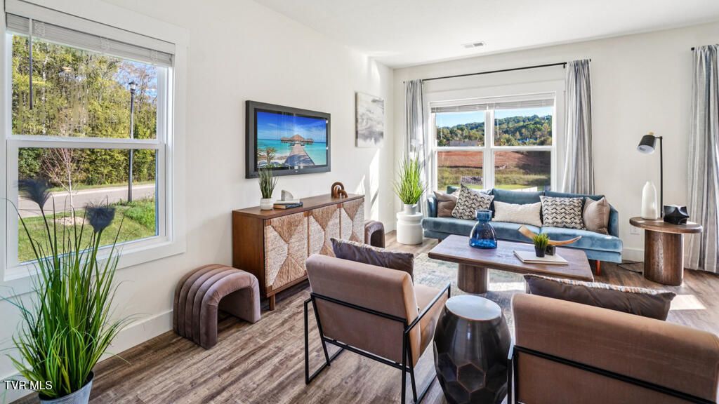 Photo of 1170 Wenna Way, Kingsport, TN 37664 (MLS # 9992141)