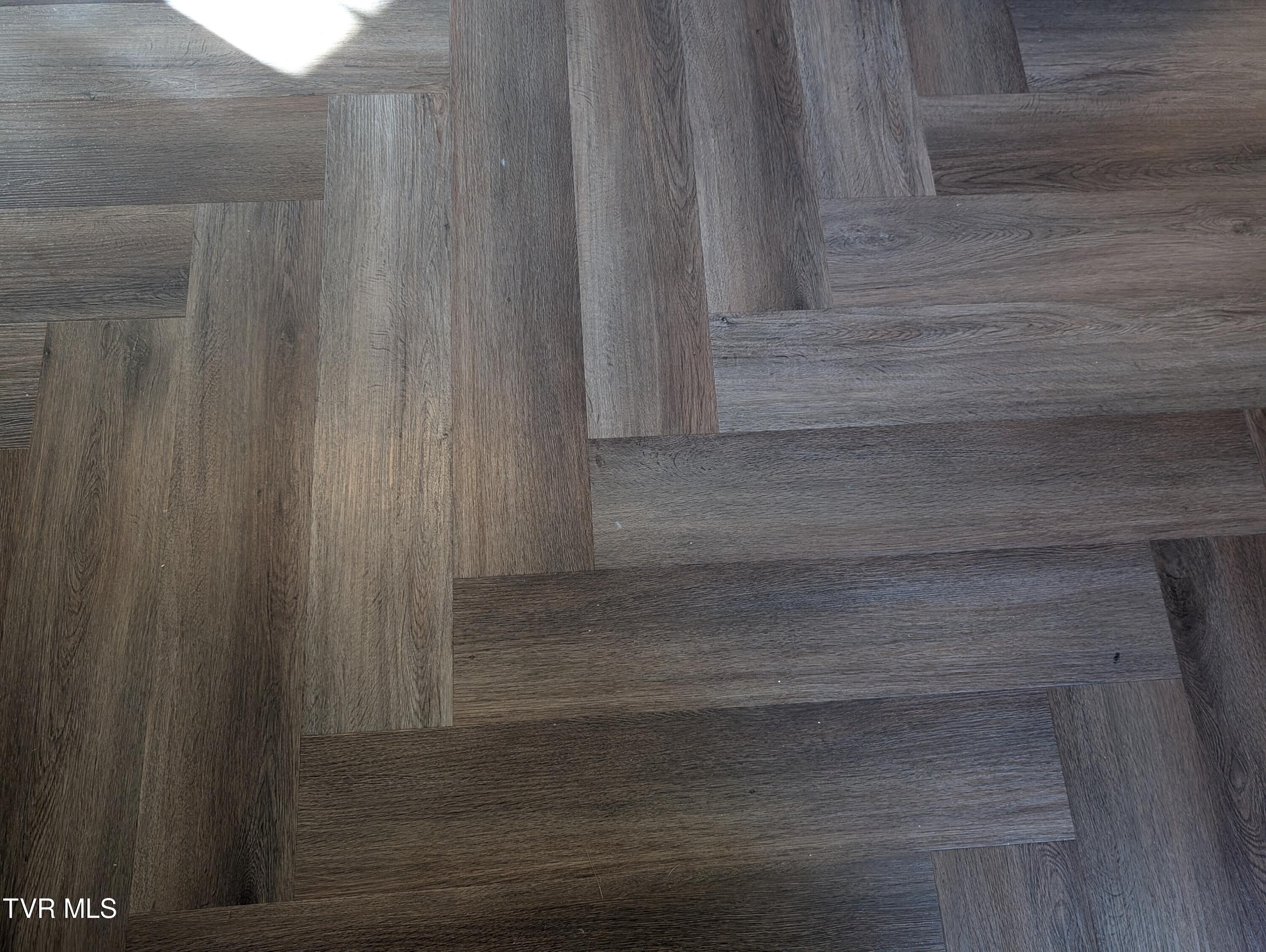 Bristol, Virginia 24201, United States, 2 Bedrooms Bedrooms, ,1 BathroomBathrooms,Residential,Pending,53494