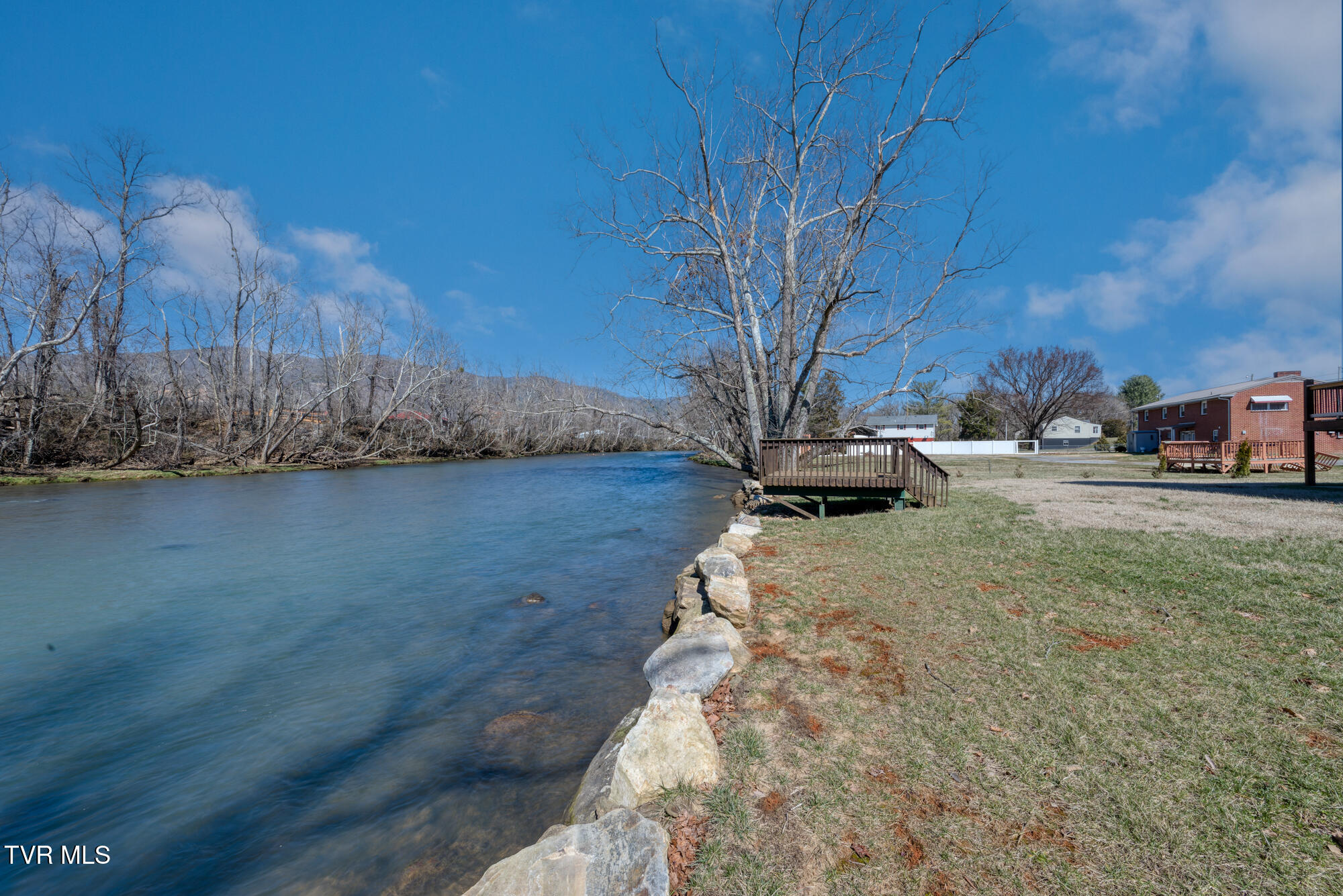 1565 Broad Street, Elizabethton, Tennessee image 4