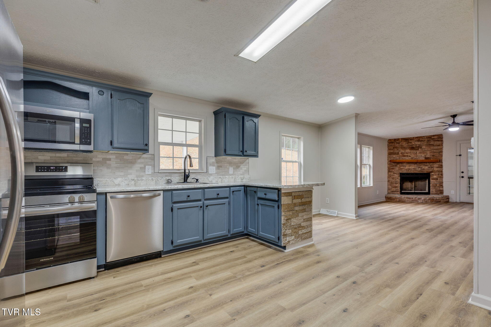 37308 Chestnut Mountain Road, Damascus, Virginia image 12
