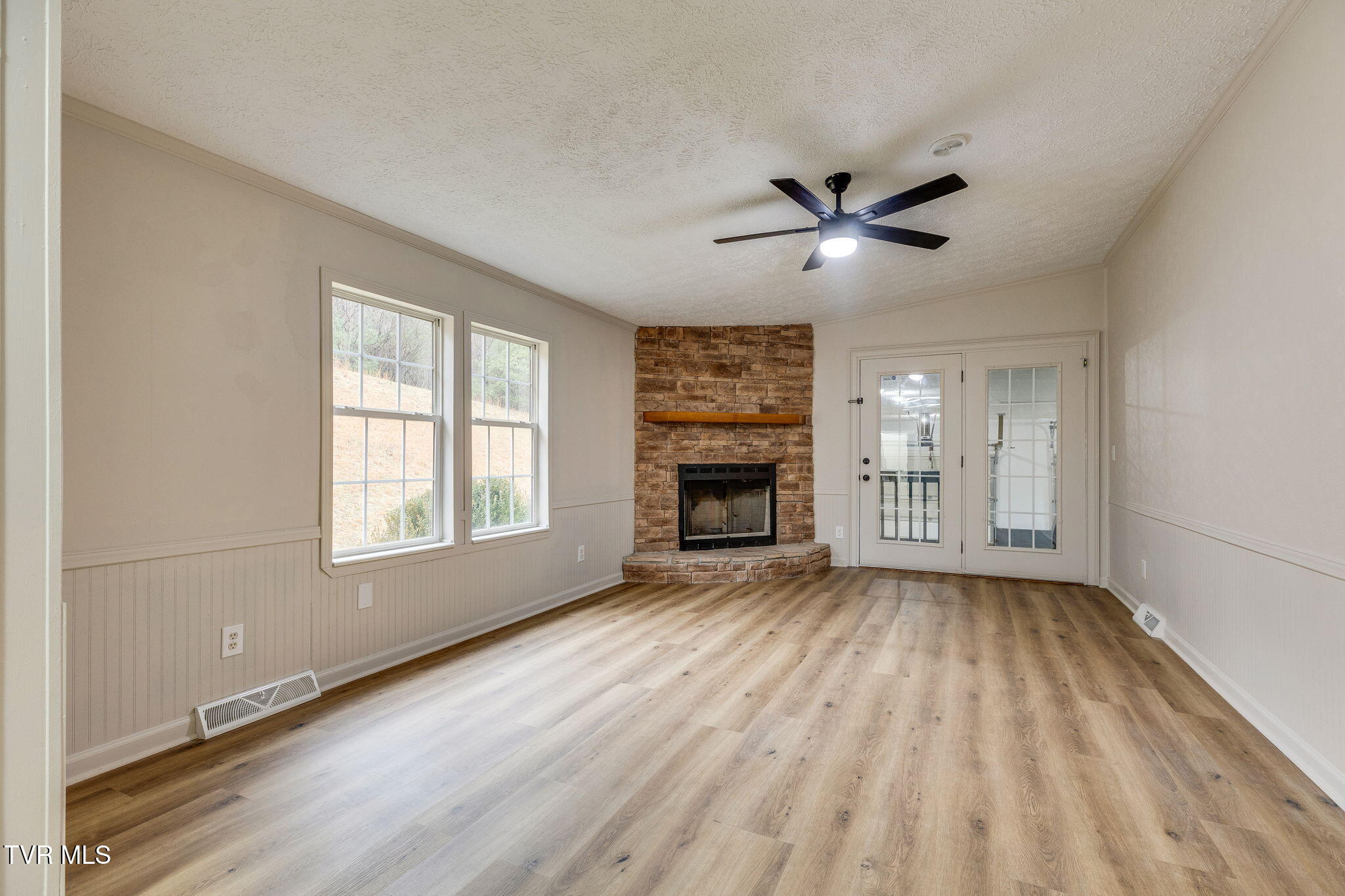 37308 Chestnut Mountain Road, Damascus, Virginia image 13