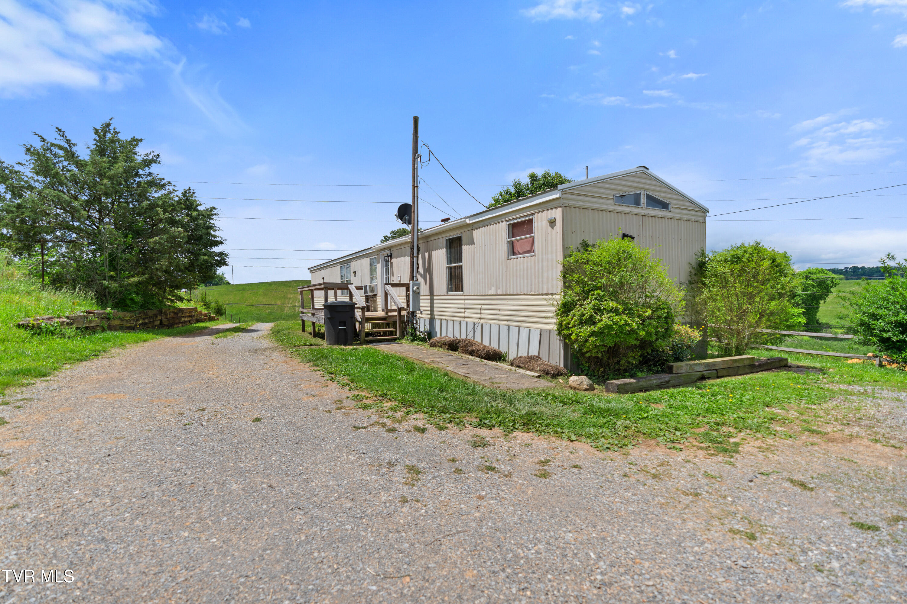 5831 Jones Bridge Road, Greeneville, Tennessee image 17