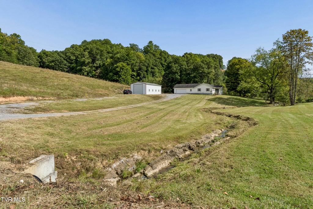 Photo of 775 Bristol Caverns Highway, Bristol, TN 37620 (MLS # 10001613)