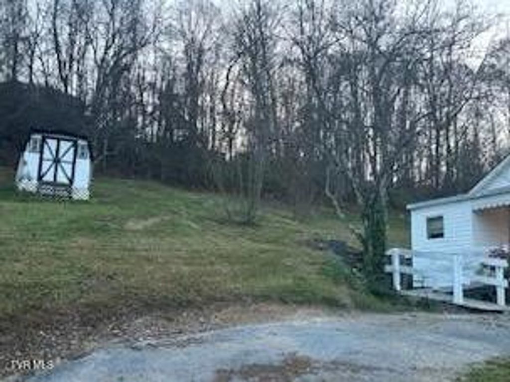 Photo of 340 Wagner Road, Bristol, VA 24201 (MLS # 9989300)