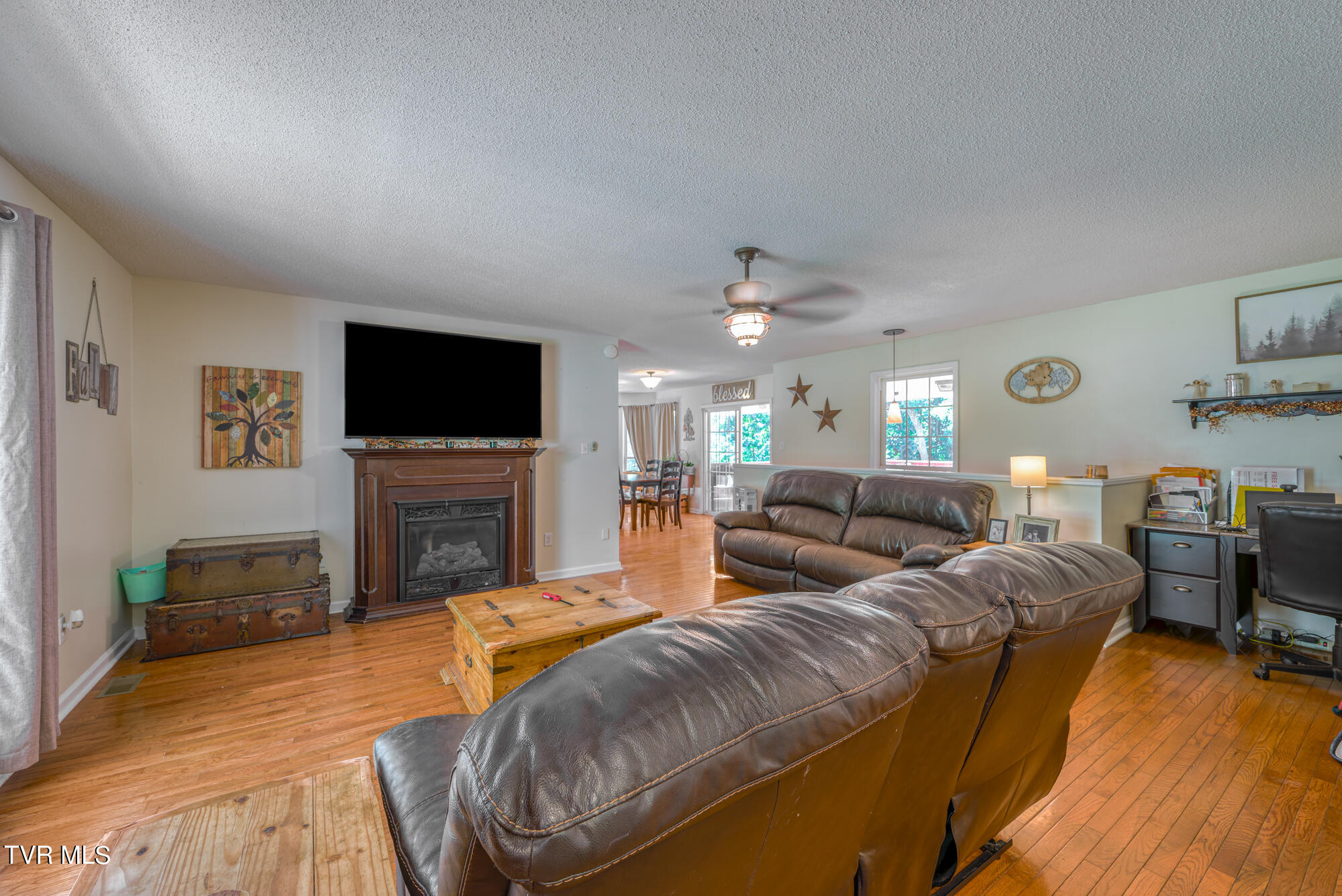 10428 Oak Grove Road, Bristol, Virginia image 2