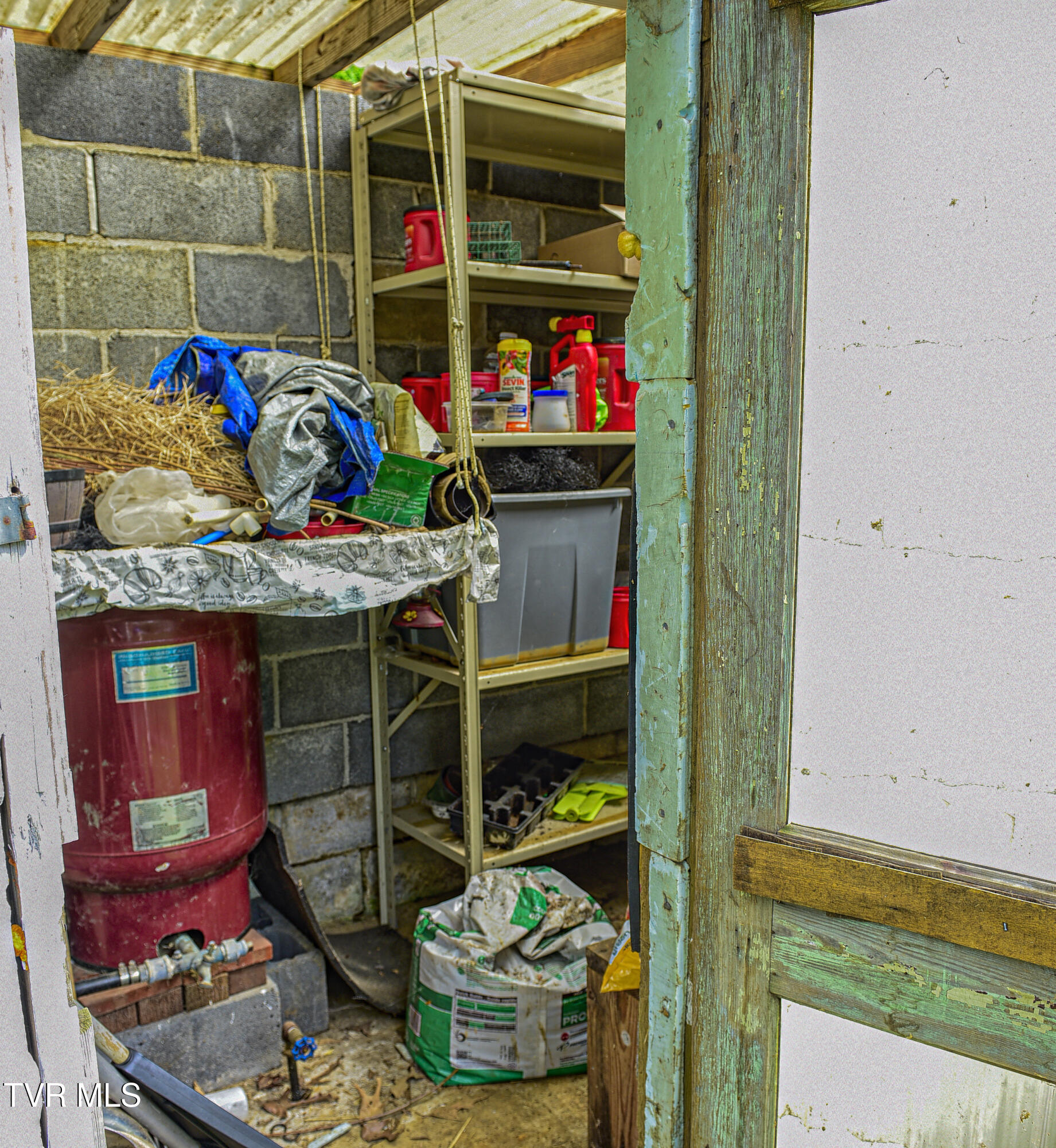 1033 Haw Ridge Road, Piney Flats, Tennessee image 7