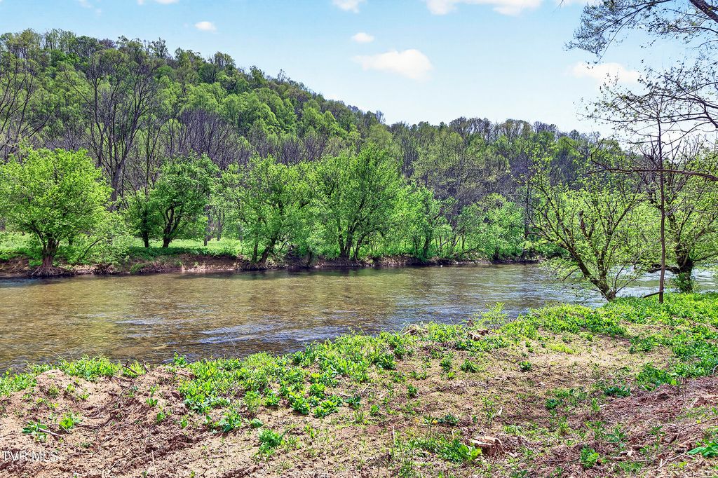 Photo of 24327 Fork River Road, Abingdon, VA 24210 (MLS # 9994113)