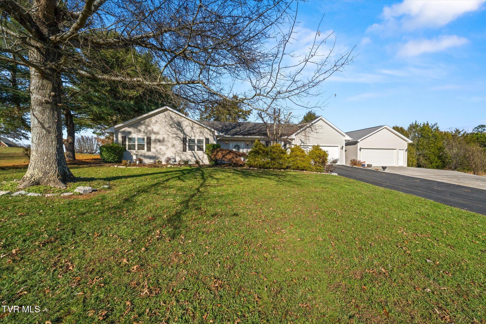 8190 Greenbriar Road, Talbott, Tennessee image 1