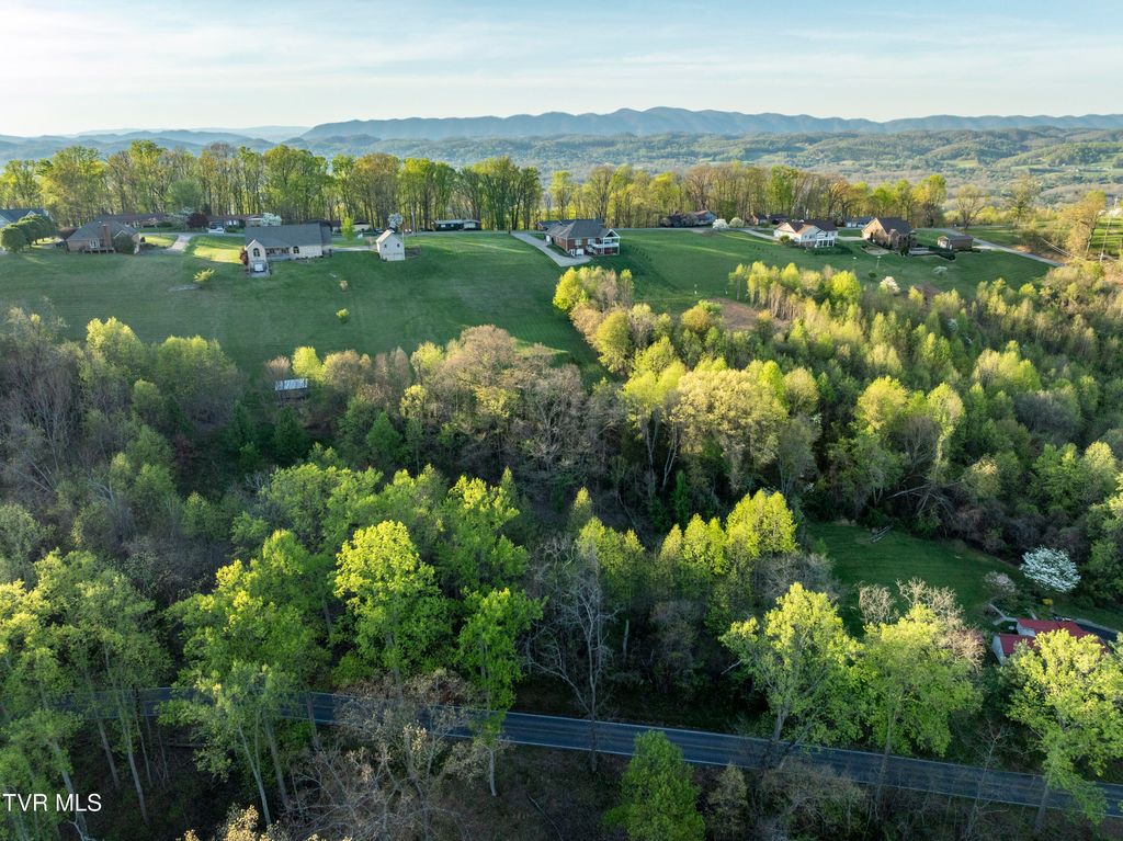 Photo of 6240 Chestnut Ridge Road, Kingsport, TN 37664 (MLS # 9994933)