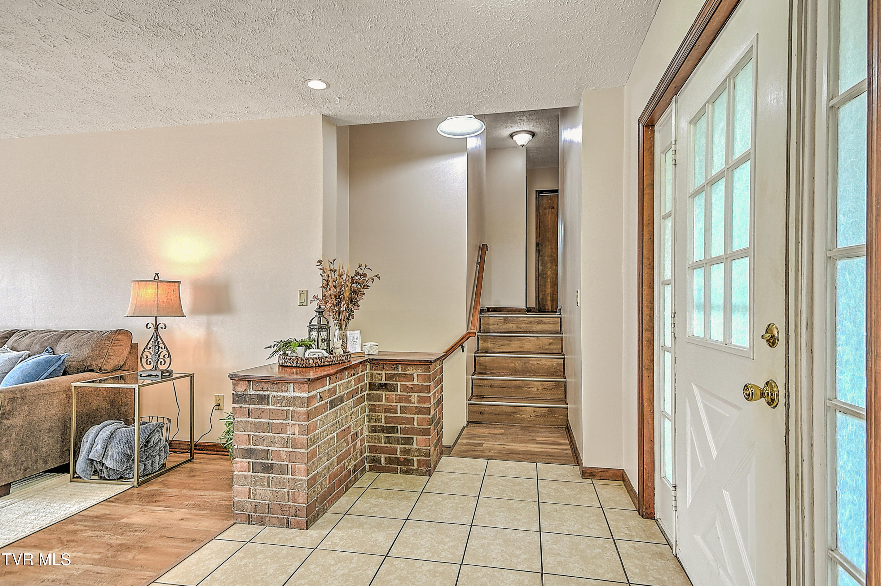 1712 Lakeview Dr Dr, Johnson City, Tennessee image 5