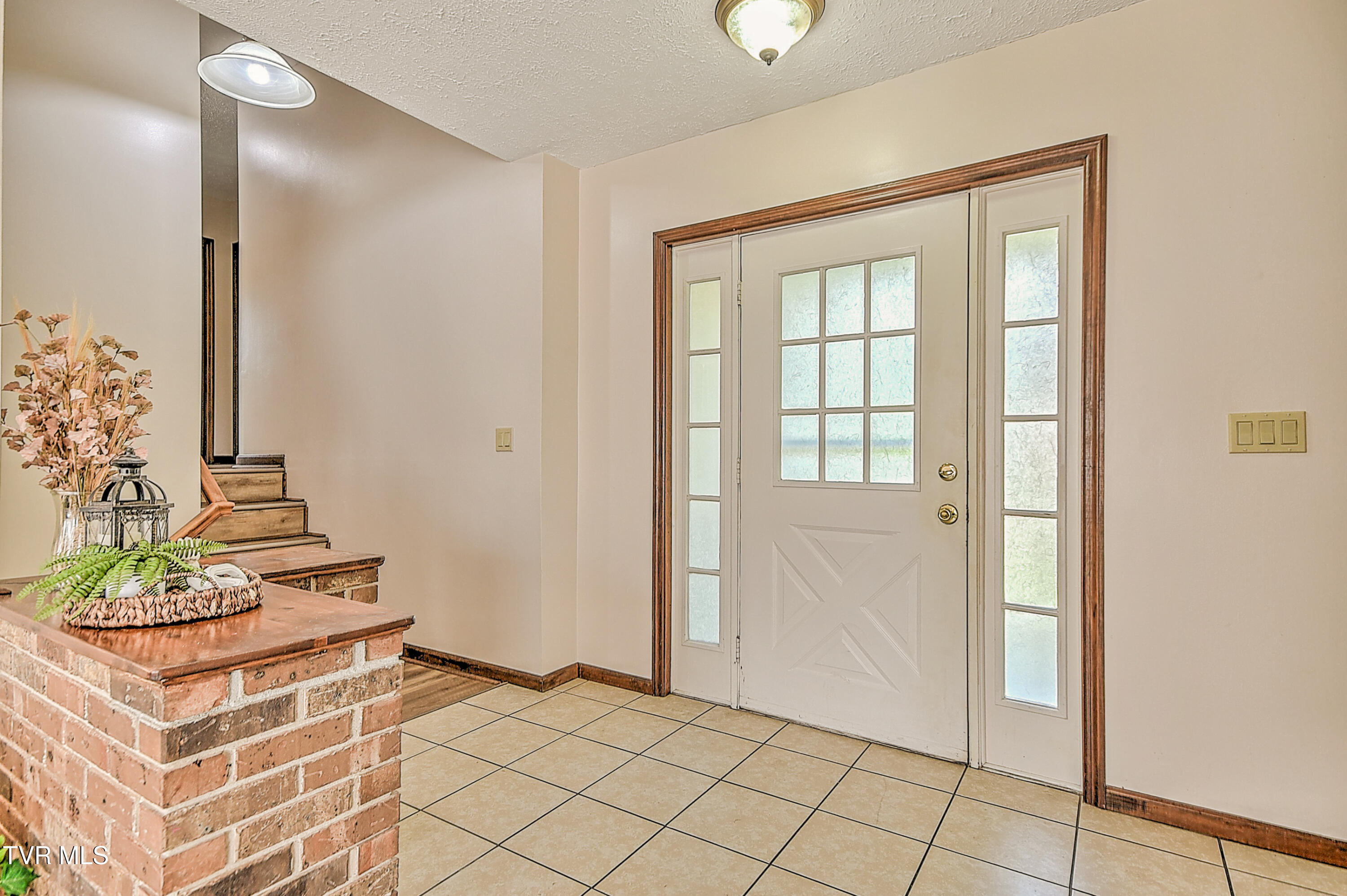 1712 Lakeview Dr Dr, Johnson City, Tennessee image 7