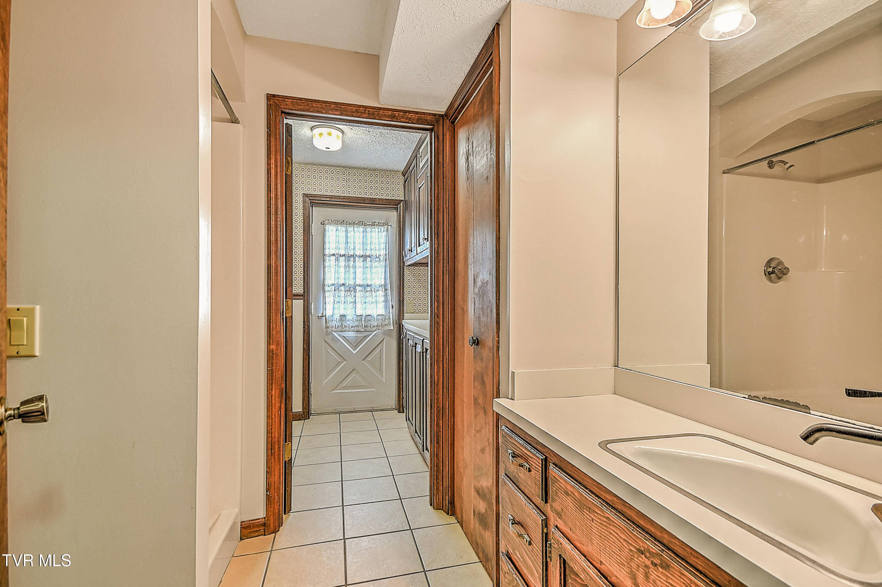 1712 Lakeview Dr Dr, Johnson City, Tennessee image 33