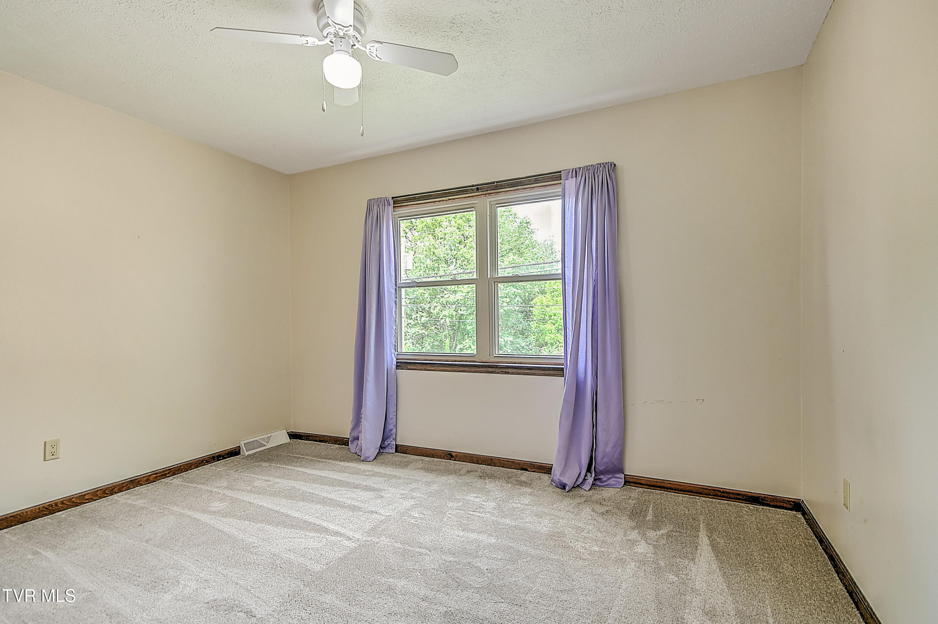1712 Lakeview Dr Dr, Johnson City, Tennessee image 25