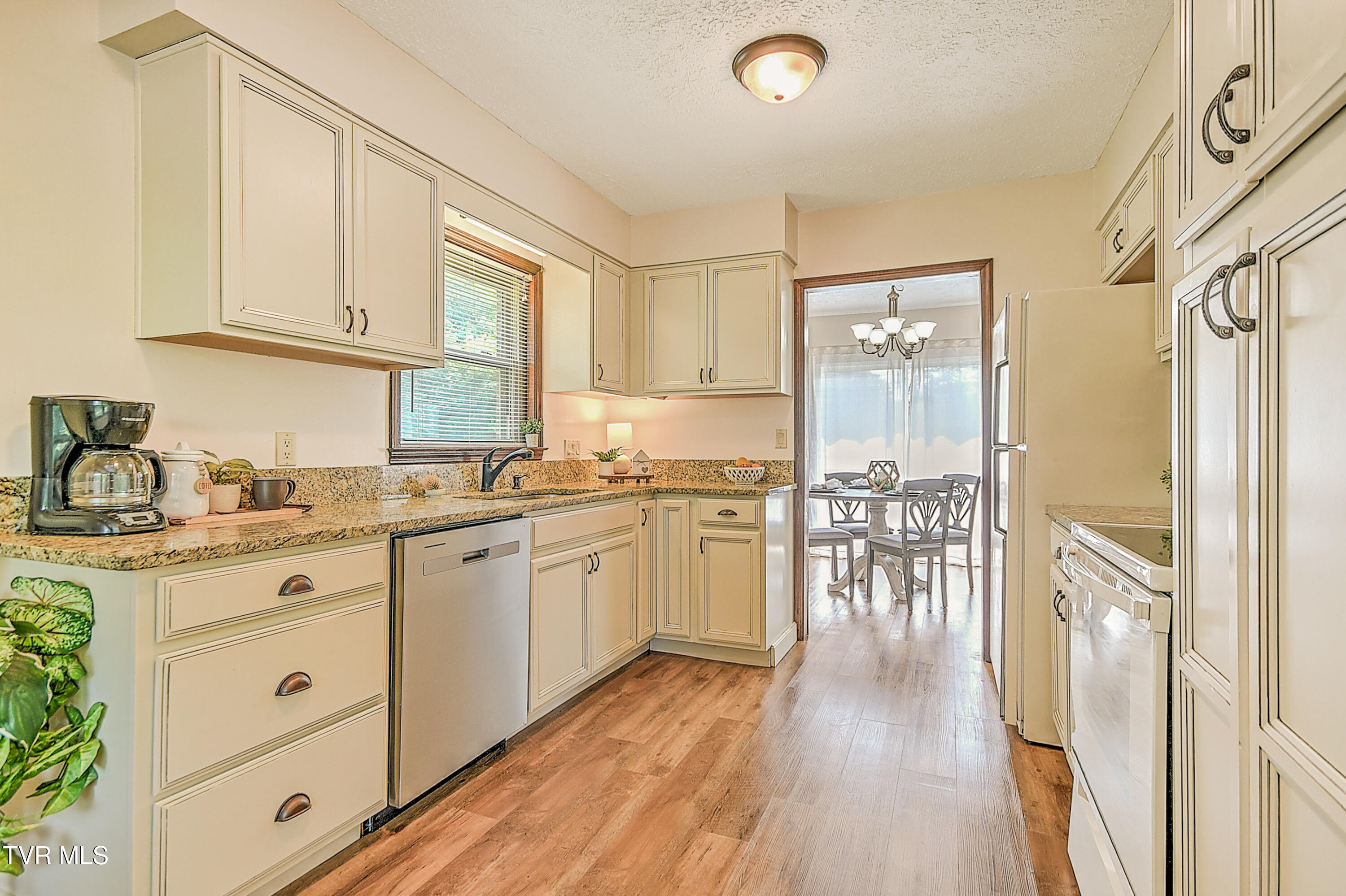 1712 Lakeview Dr Dr, Johnson City, Tennessee image 15