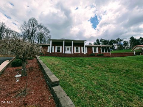 Homes For Sale - 218 7th Street<br/> Wise County, Norton, VA 24273