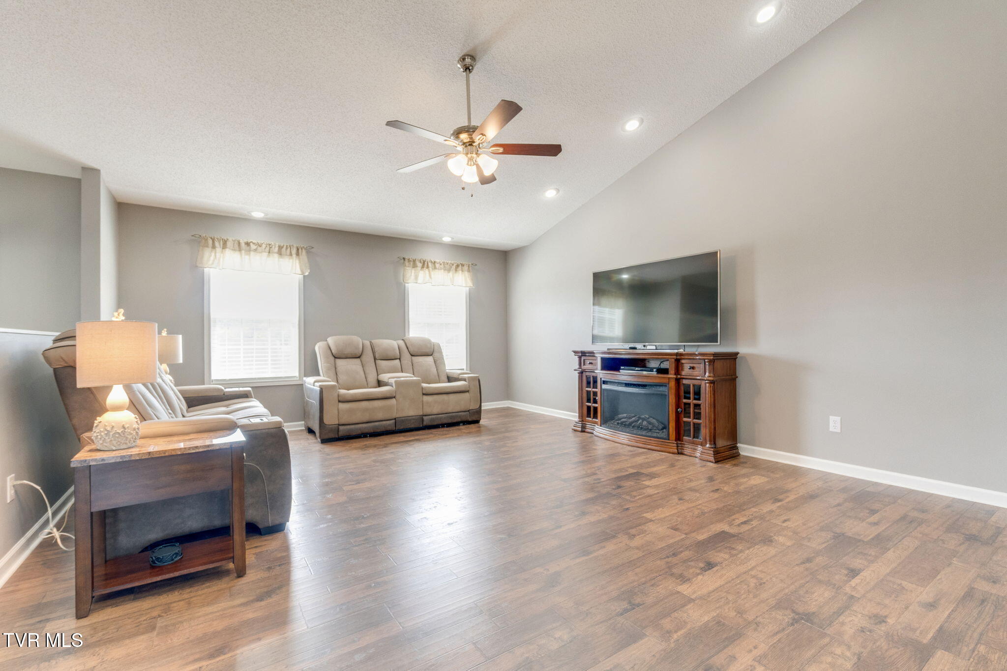 1111 Daisy Lane