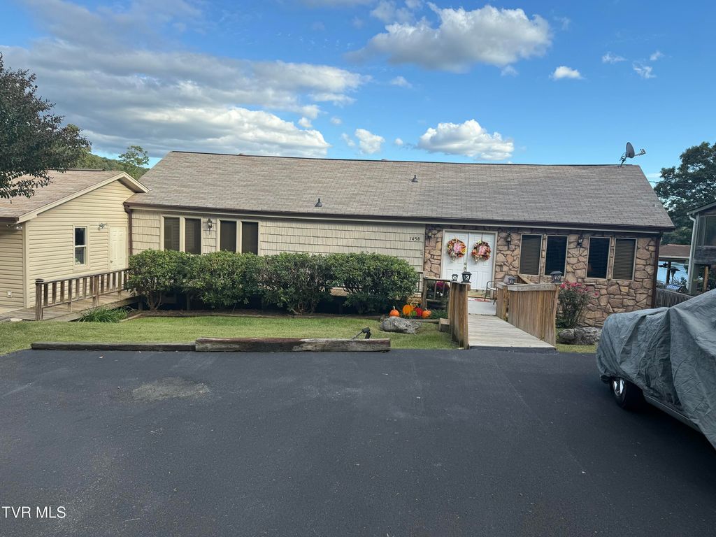 Photo of 1458 Shipley Ferry Road, Kingsport, TN 37663 (MLS # 9992007)