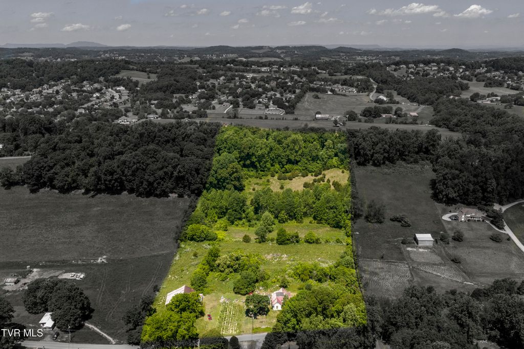 Photo of 113 Mcinturff Lane, Johnson City, TN 37604 (MLS # 9995670)