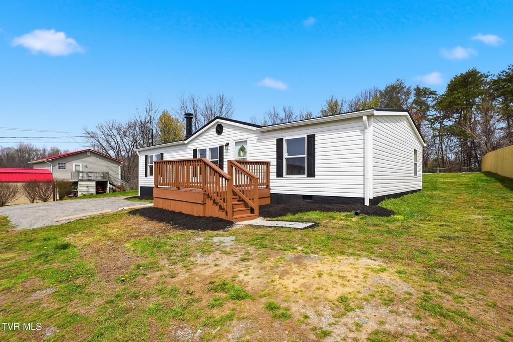 Photo of 108 Hensley Loop, Jonesborough, TN 37659 (MLS # 9992659)
