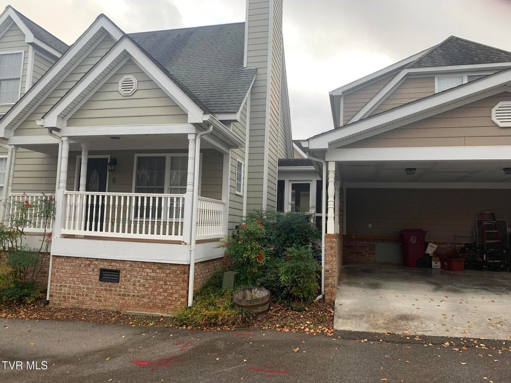 Photo of 5 Charleston Court, Johnson City, TN 37604 (MLS # 10002540)