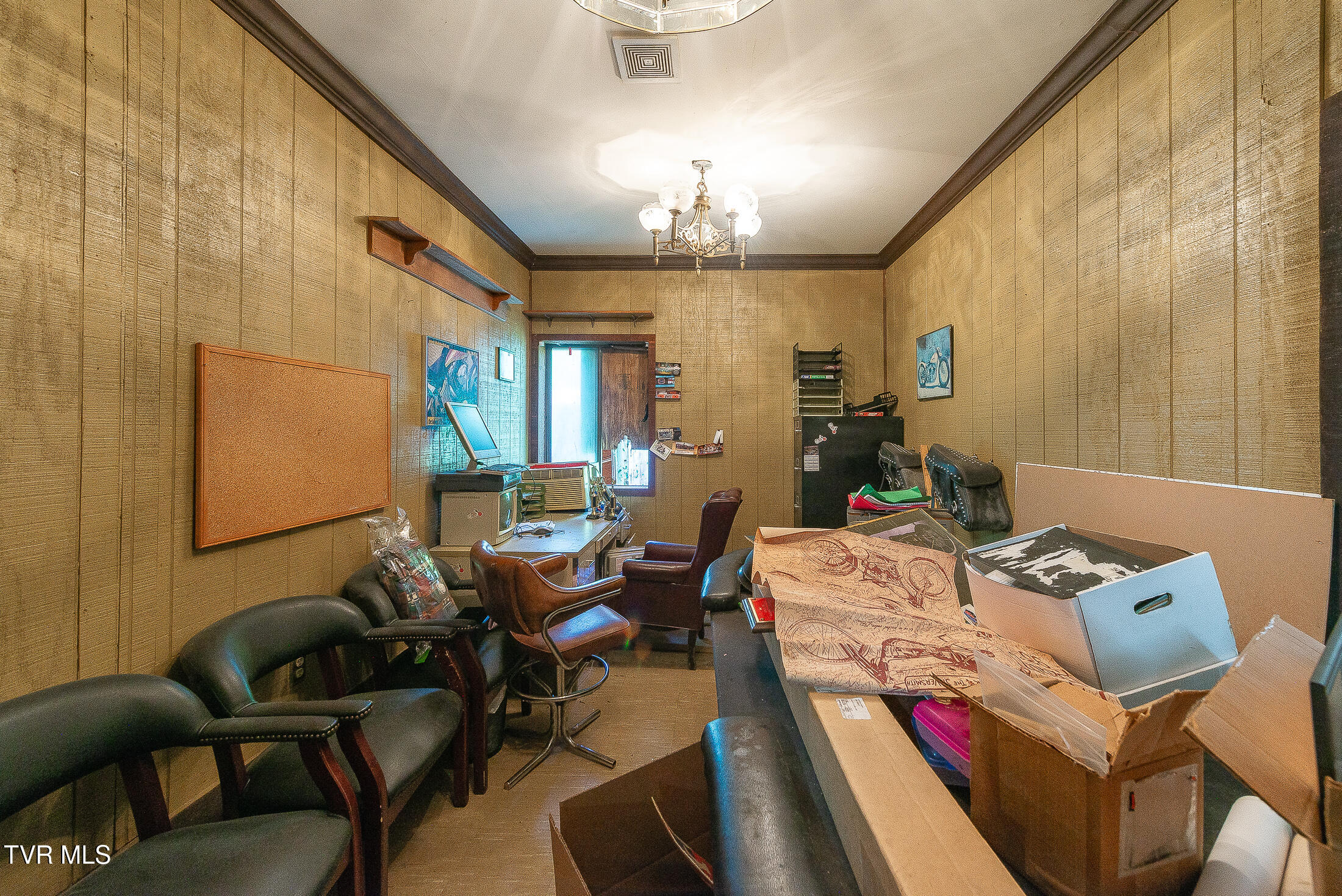 1668 Fowlers Br Road, Hiltons, Virginia image 33