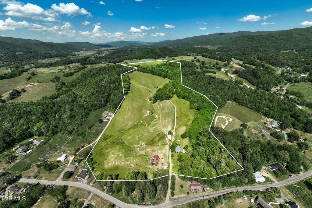 Photo of 517 Mill Creek Road, Mountain City, TN 37683 (MLS # 10001168)