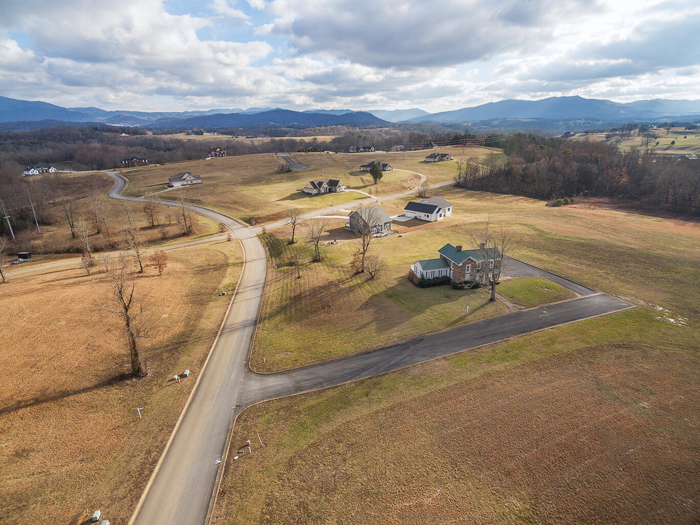 81 Links View Drive, Greeneville, Tennessee image 5